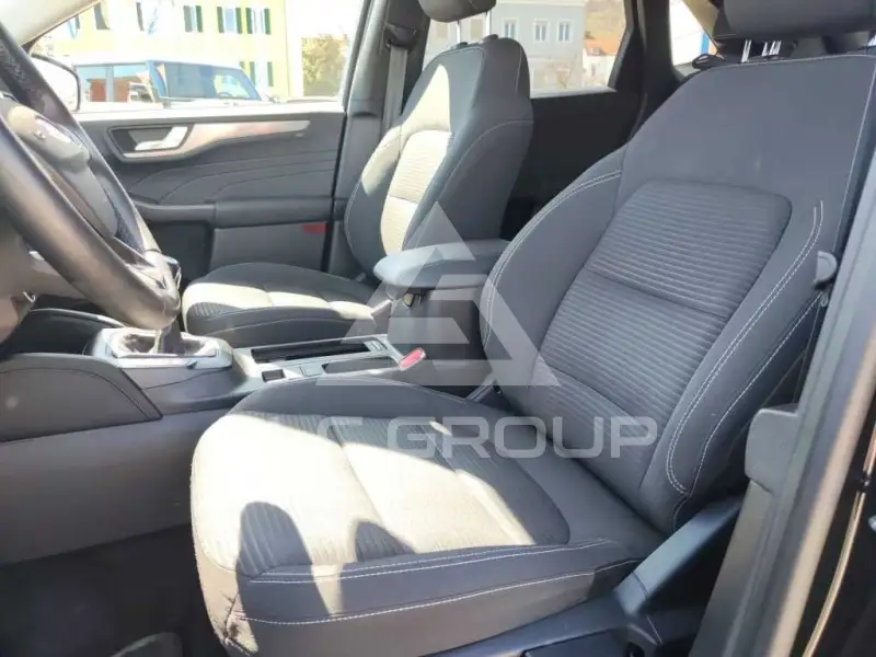 2022 Ford Kuga