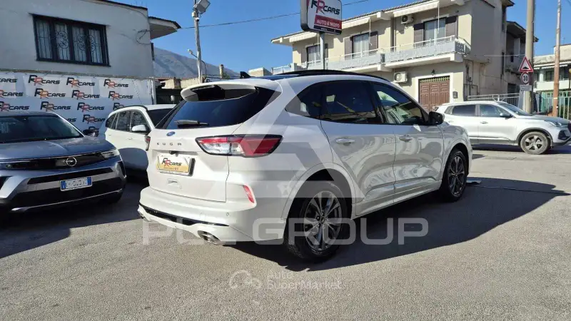 2022 Ford Kuga
