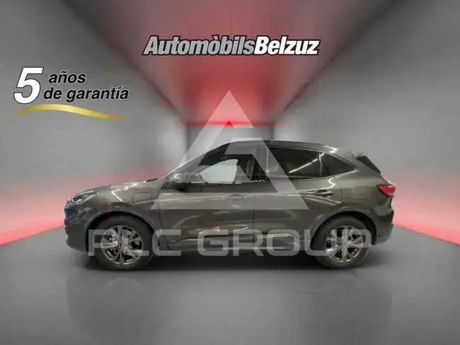 2022 Ford Kuga