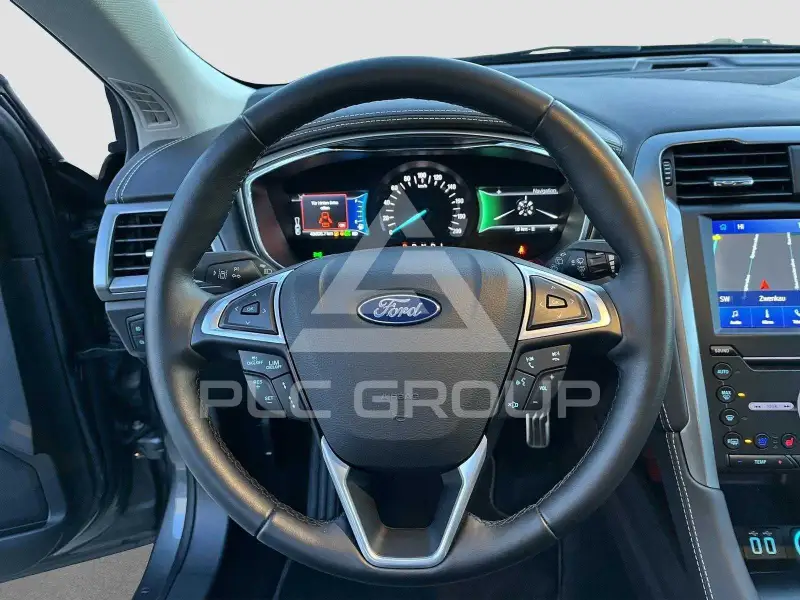 2022 Ford Mondeo