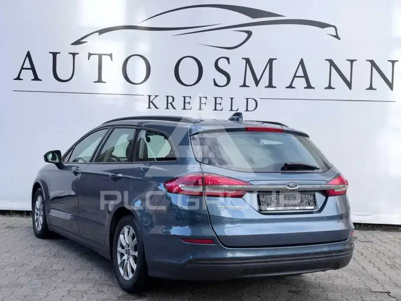 2022 Ford Mondeo