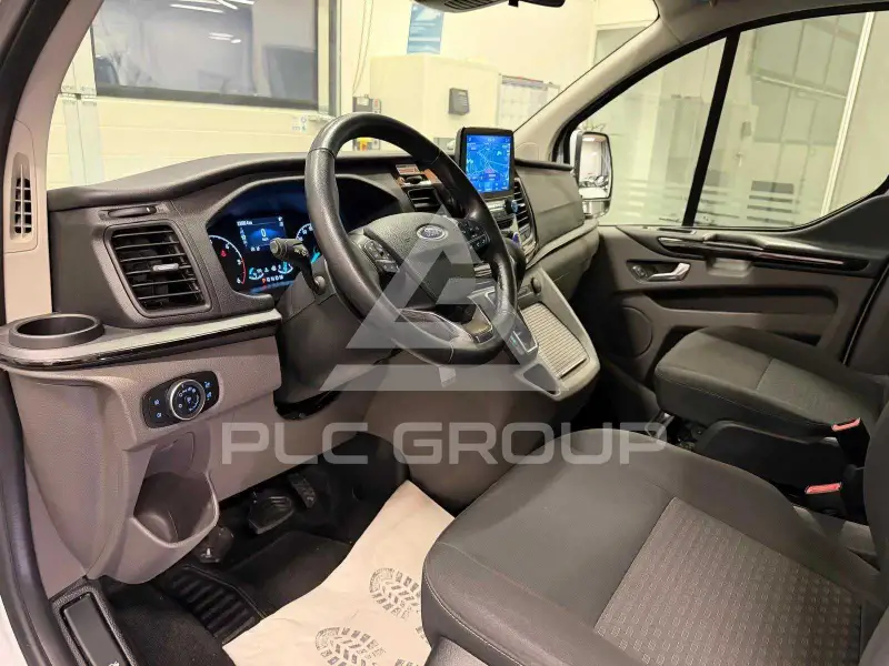 2022 Ford Tourneo