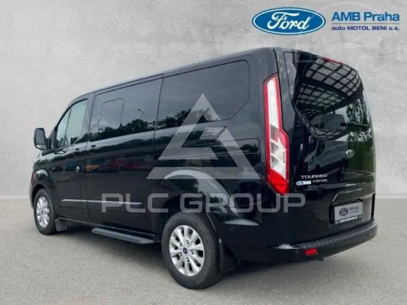 2022 Ford Tourneo