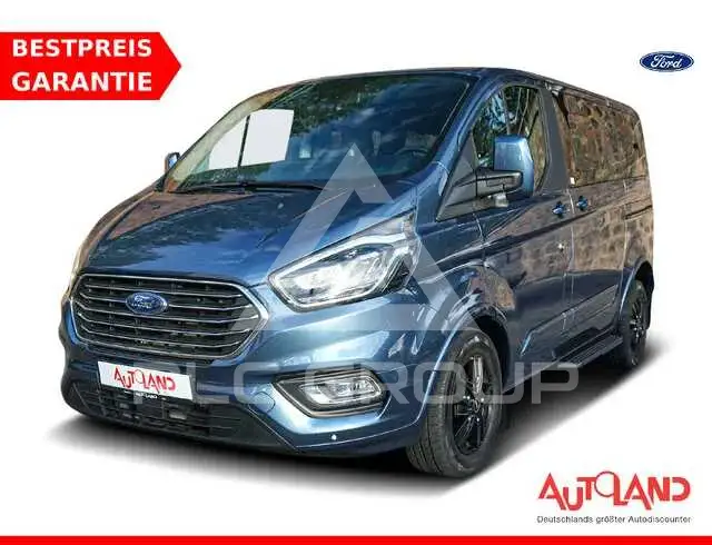 2022 Ford Tourneo