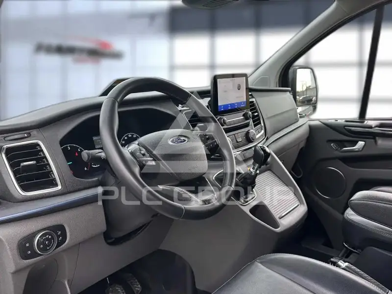 2022 Ford Tourneo