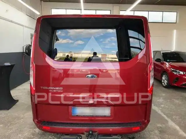 2022 Ford Tourneo