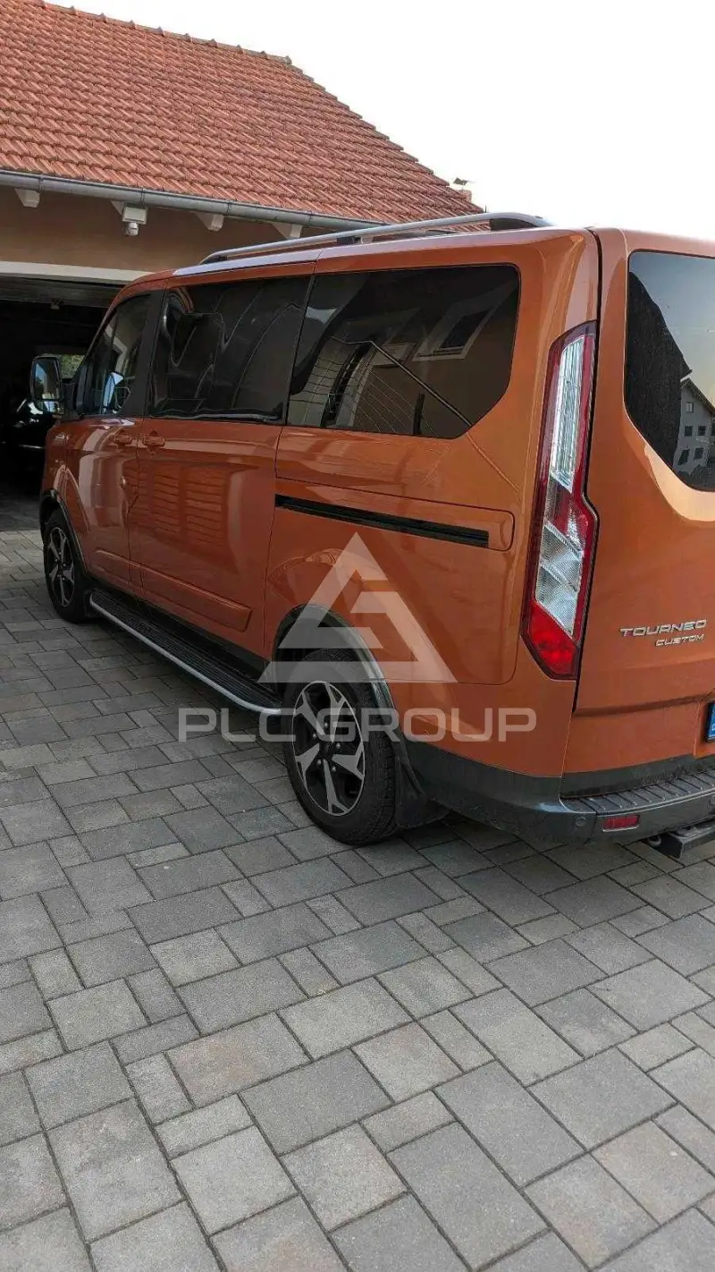 2022 Ford Tourneo
