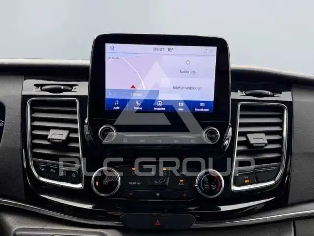 2022 Ford Tourneo