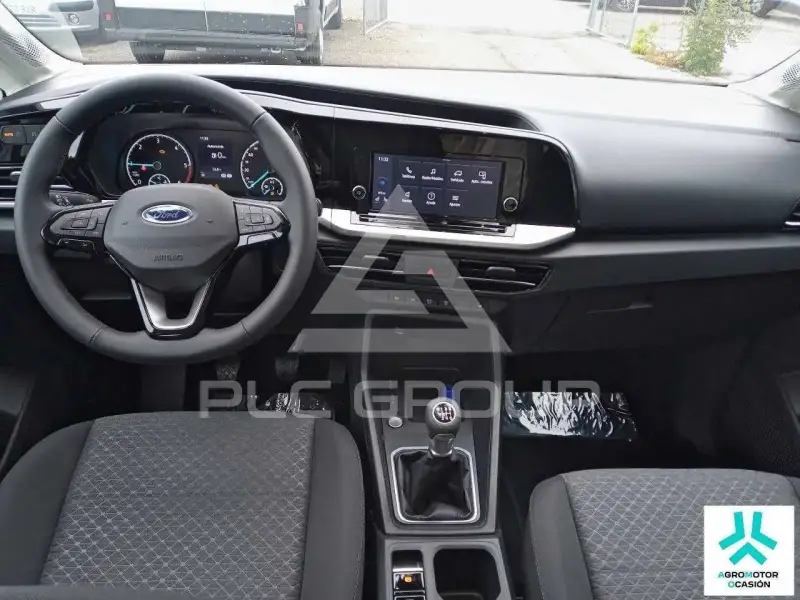 2022 Ford Tourneo