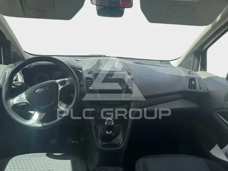 2022 Ford Tourneo