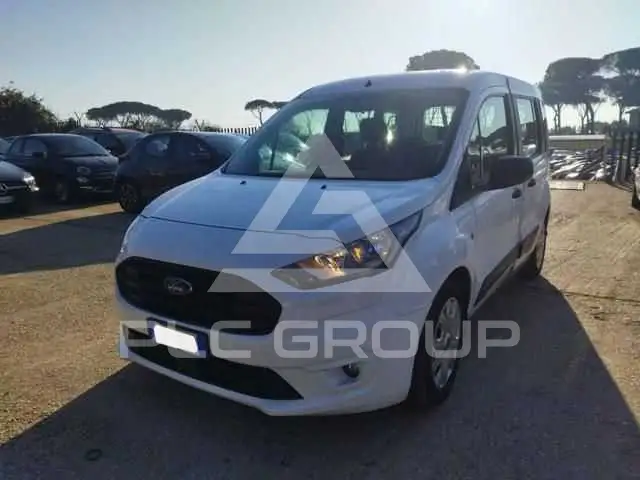 2022 Ford Tourneo
