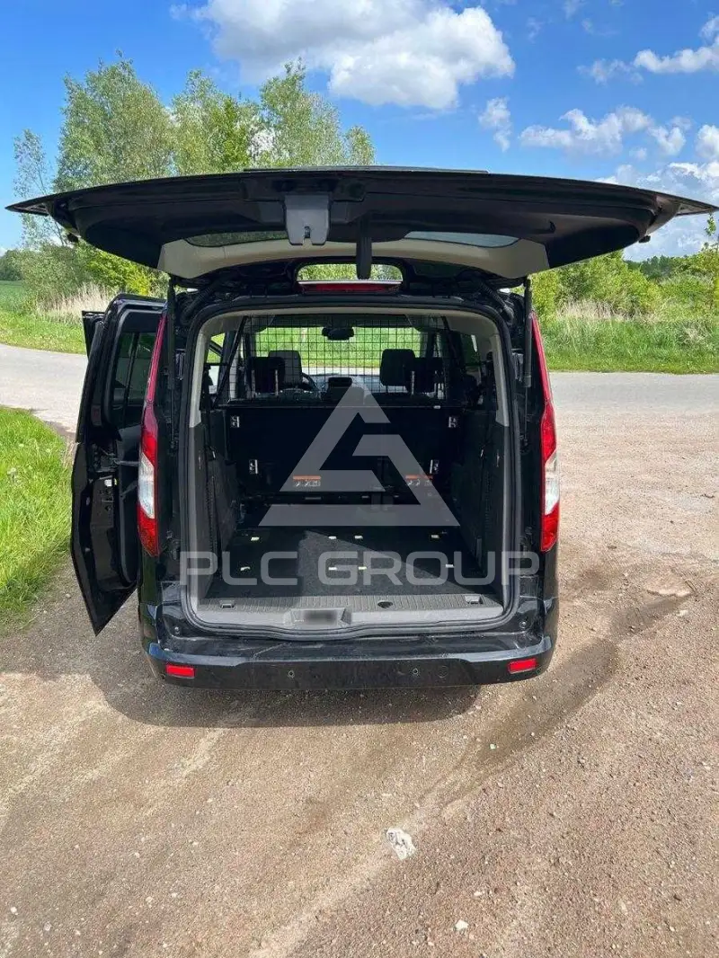 2022 Ford Tourneo