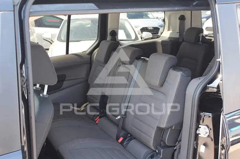2022 Ford Tourneo