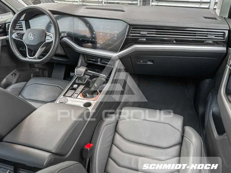 2022 Volkswagen Touareg