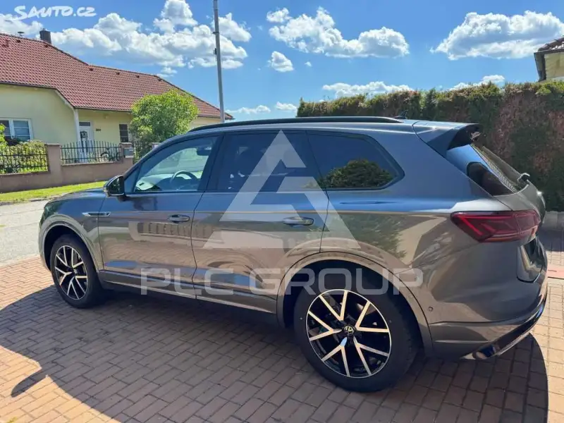 2022 Volkswagen Touareg