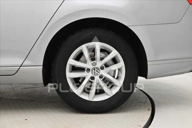 2022 Volkswagen Passat