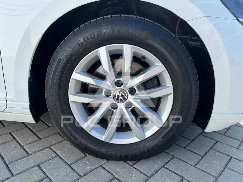 2022 Volkswagen Passat