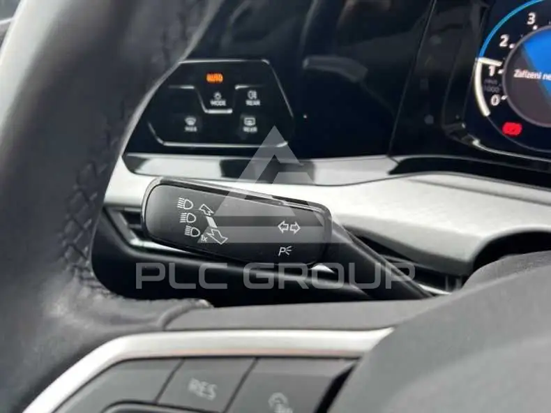 2022 Volkswagen GOLF