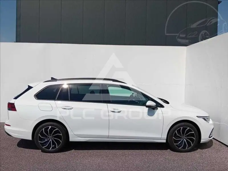 2022 Volkswagen GOLF