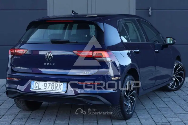 2022 Volkswagen GOLF