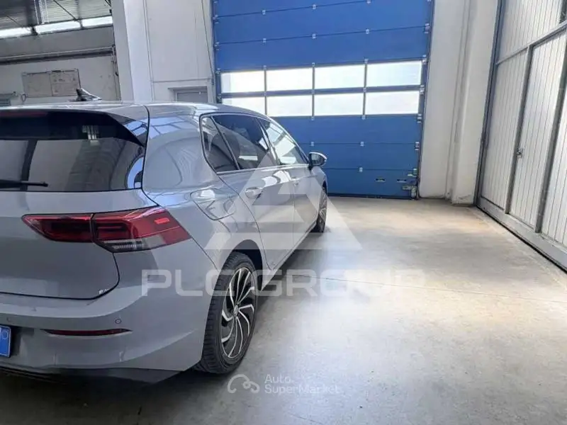 2022 Volkswagen GOLF