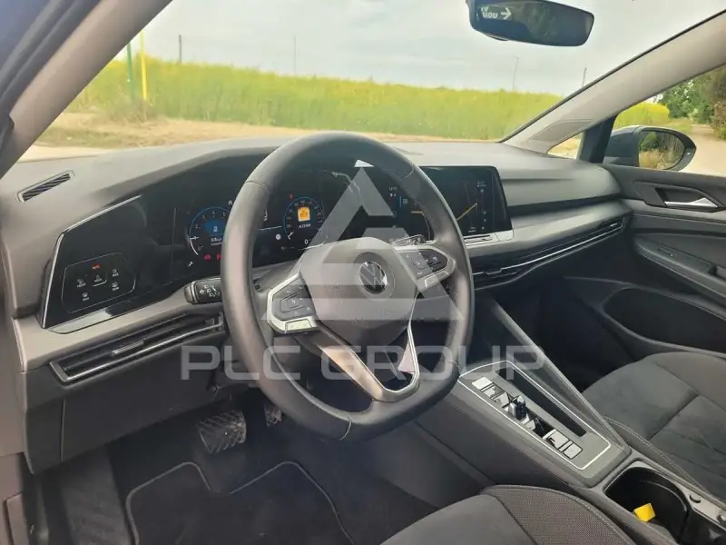 2022 Volkswagen GOLF
