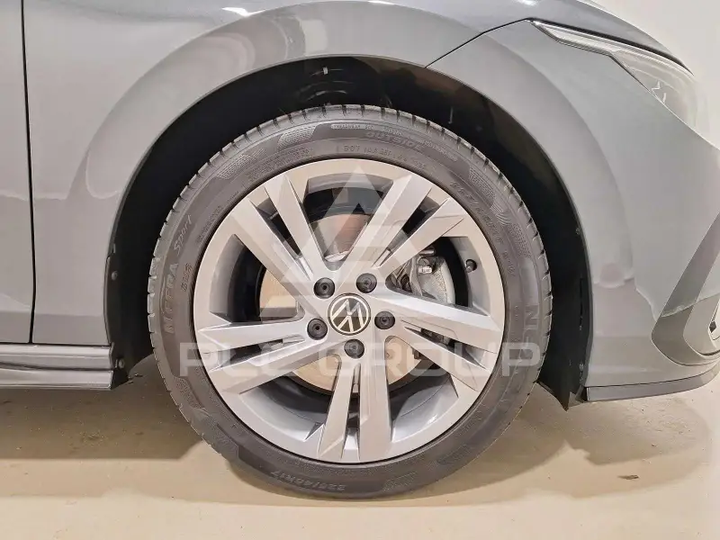 2022 Volkswagen GOLF