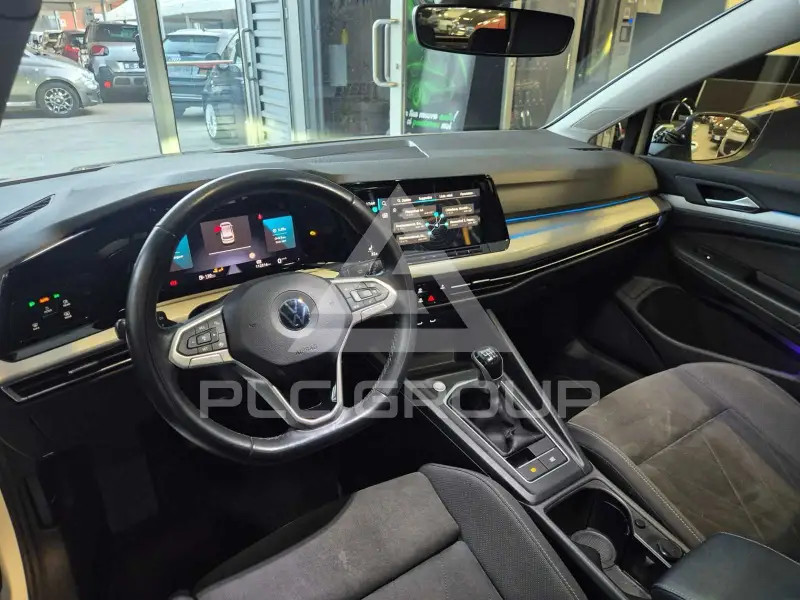 2022 Volkswagen GOLF