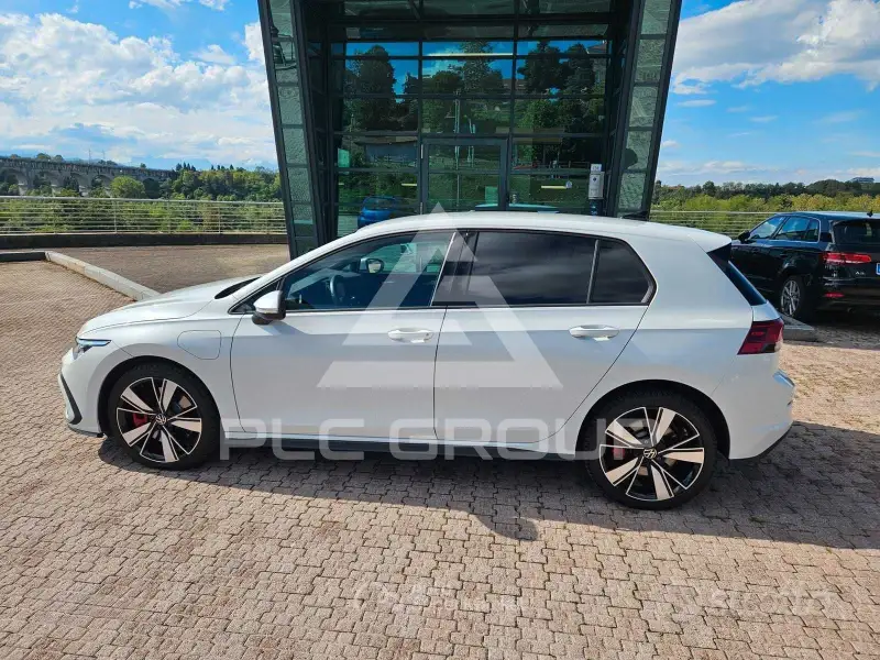 2022 Volkswagen GOLF