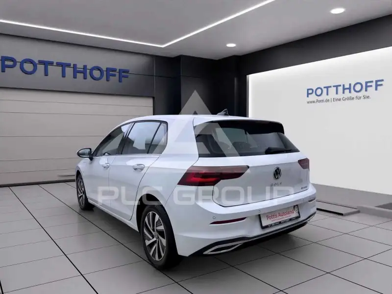 2022 Volkswagen GOLF