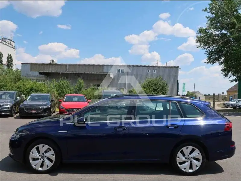2022 Volkswagen GOLF
