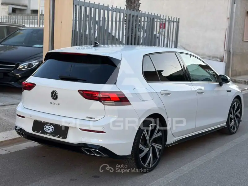 2022 Volkswagen GOLF