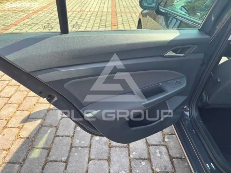 2022 Volkswagen GOLF