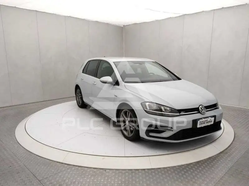 2022 Volkswagen GOLF