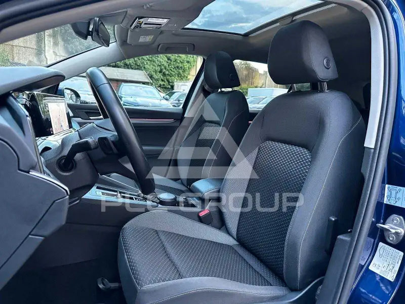 2022 Volkswagen GOLF