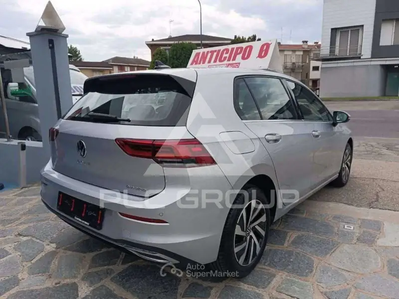 2022 Volkswagen GOLF