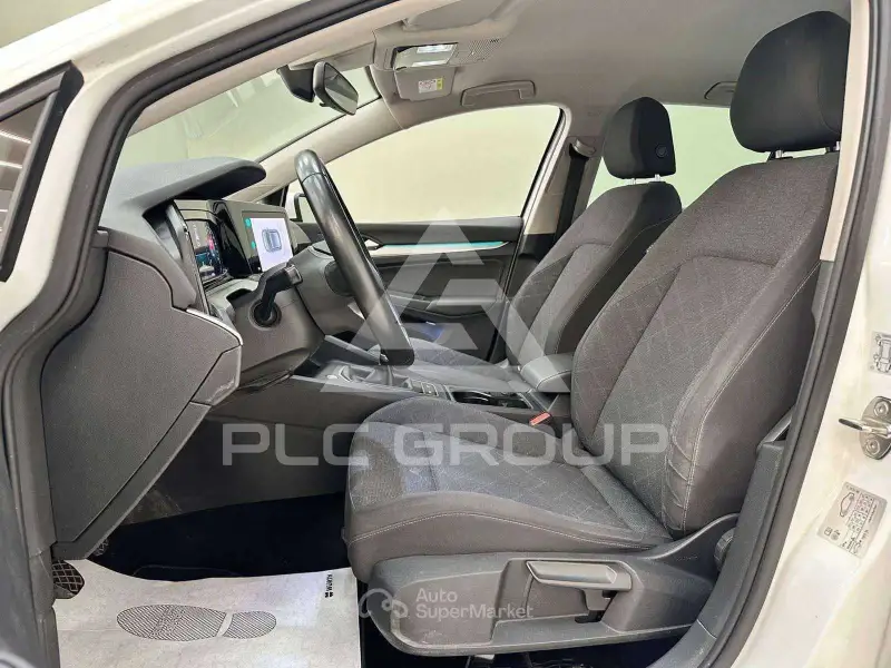 2022 Volkswagen GOLF