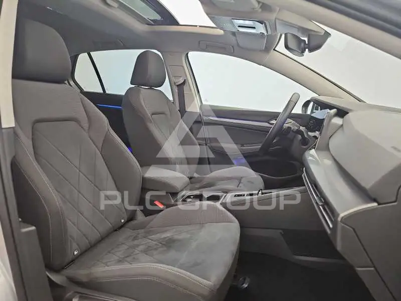 2022 Volkswagen GOLF