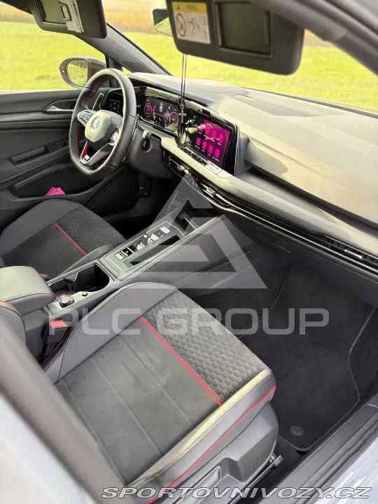 2022 Volkswagen GOLF