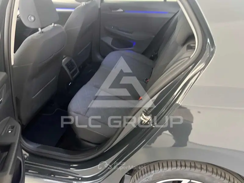 2022 Volkswagen GOLF