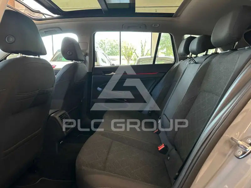 2022 Volkswagen GOLF