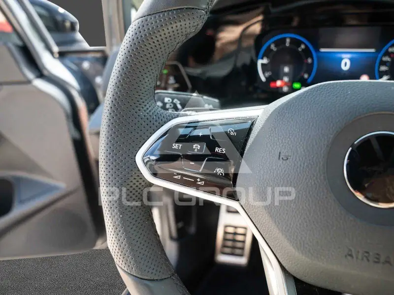 2022 Volkswagen GOLF