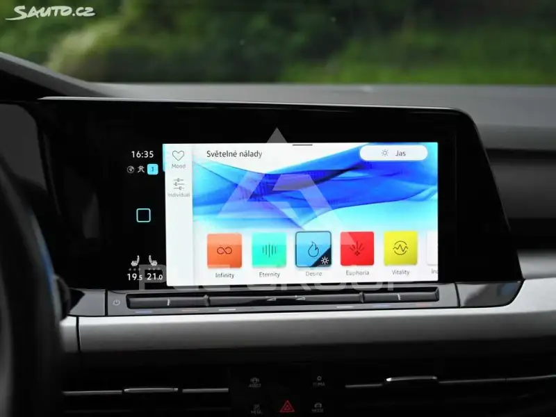 2022 Volkswagen GOLF