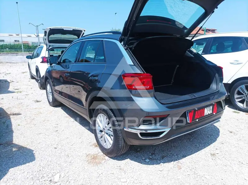 2022 Volkswagen T-Roc