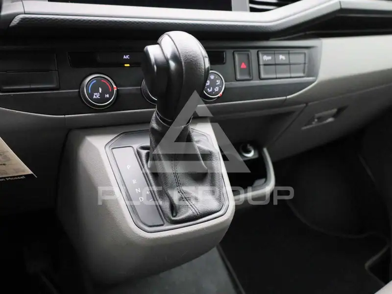 2022 Volkswagen Transporter