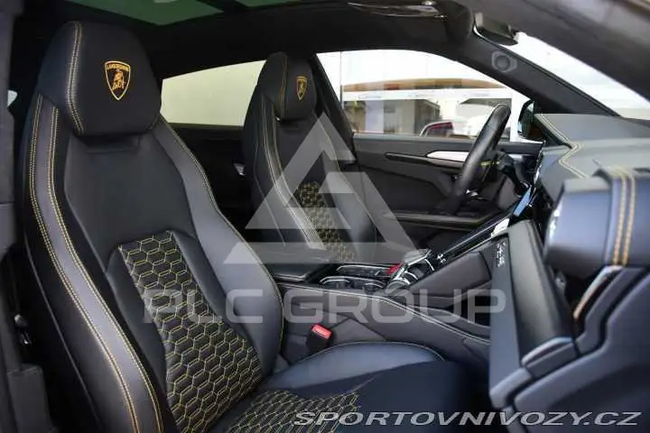 2022 Lamborghini Urus