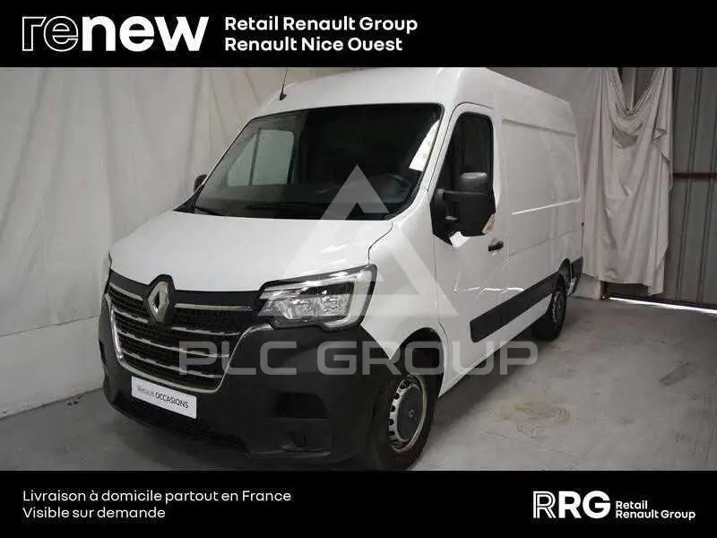 2022 Renault Master