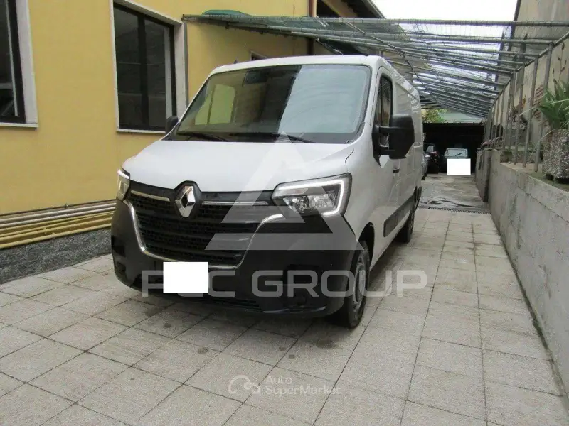 2022 Renault Master