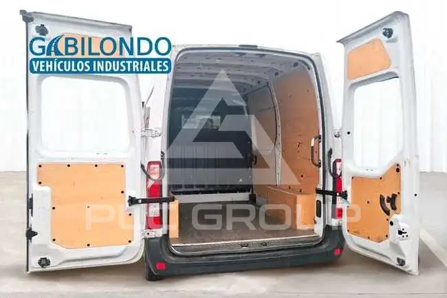 2022 Renault Master