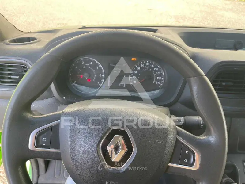 2022 Renault Master